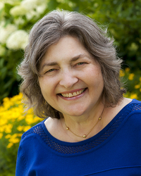 Janet Halfmann